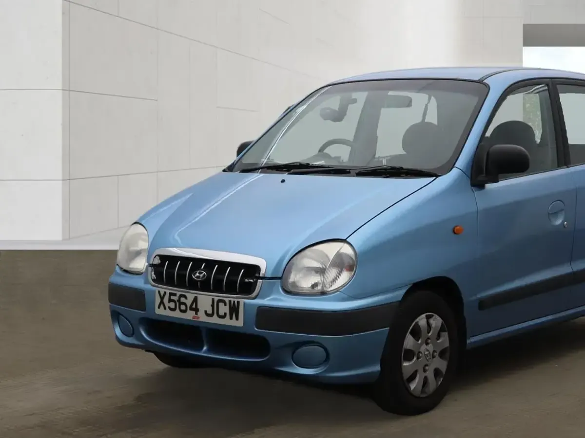 Used Hyundai Atos 56 HP (41 kW) 2000 Blue Hatchback