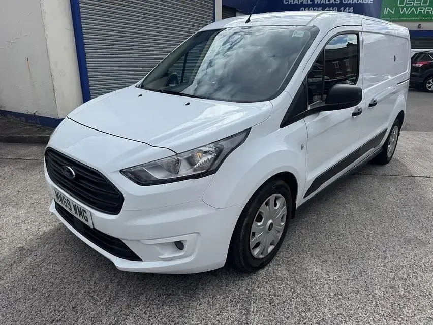 Used Ford Transit Connect Trend 100 HP (73 kW) 2019 White MPV