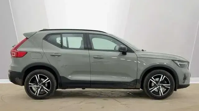 Usado Volvo XC40 Plus 194 HP (142 kW) 2023 SUV