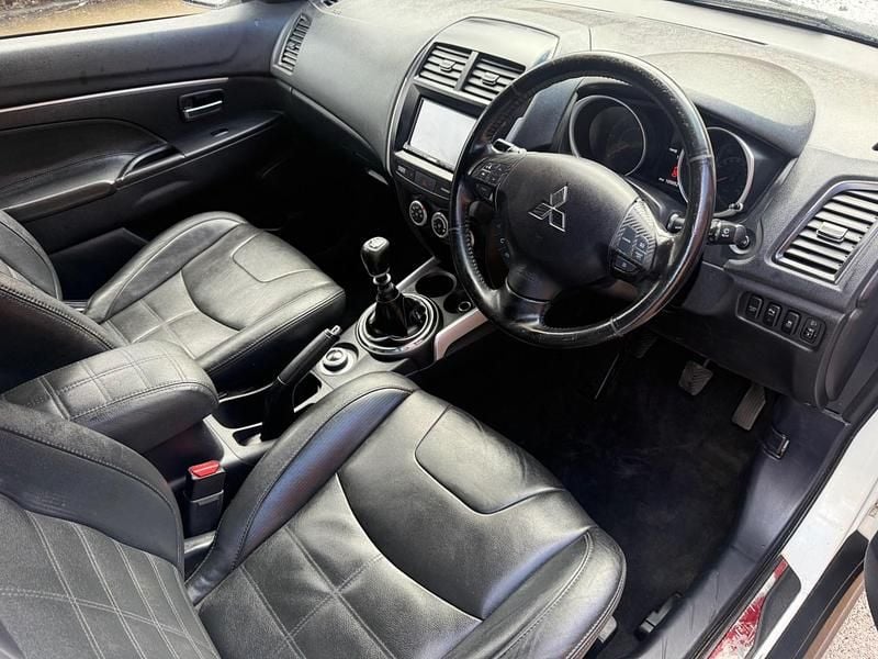 Used Mitsubishi ASX 2012 White SUV