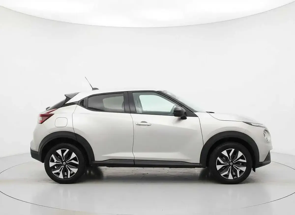 Used Nissan Juke Acenta 117 HP (86 kW) 2024 Silver SUV