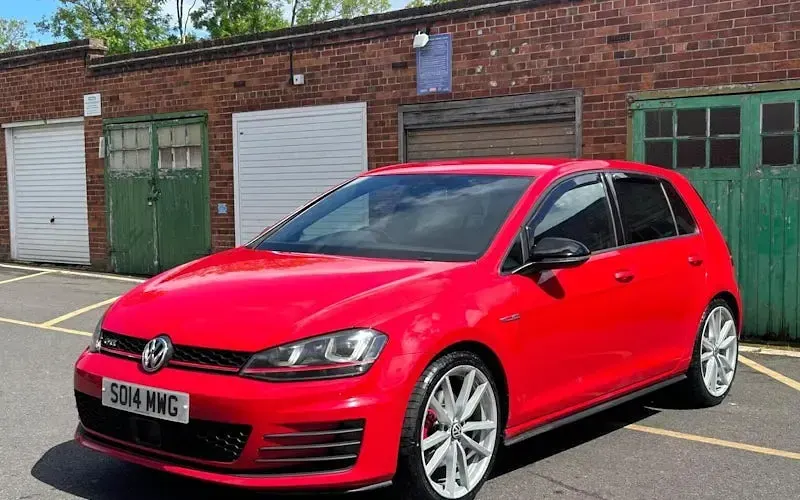Used VW Golf VII GTI 220 HP (161 kW) 2015 Hatchback