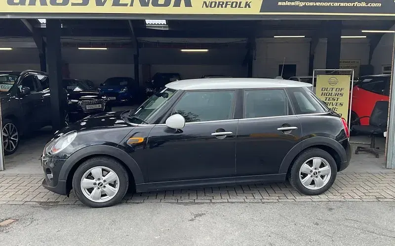 Used Mini Cooper D Hatch 116 HP (85 kW) 2017 Hatchback