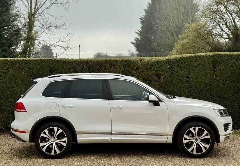 Used VW Touareg R-line 2015 White SUV
