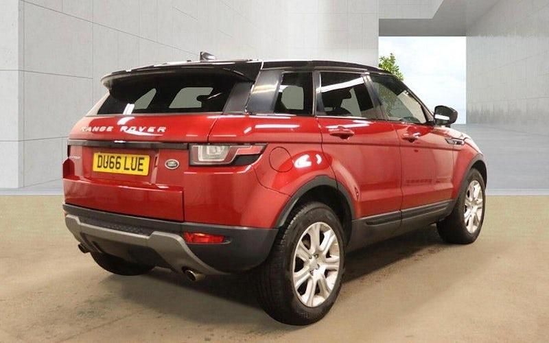 Used Land Rover Range Rover evoque SE 179 HP (131 kW) 2018 Hatchback