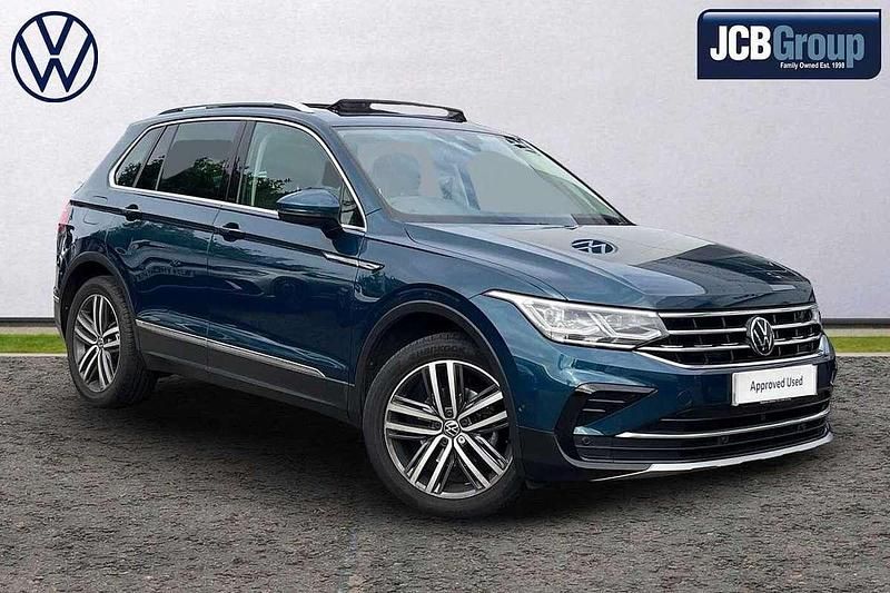 Blue Used 2022 VW Tiguan Elegance SUV | £25,995 (Fair price) - Image 1/4