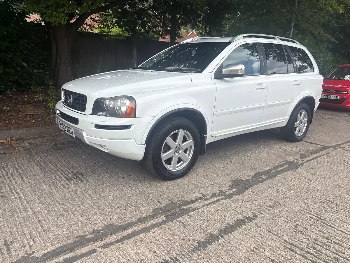 Used Volvo XC90 200 HP (147 kW) 2013 White SUV