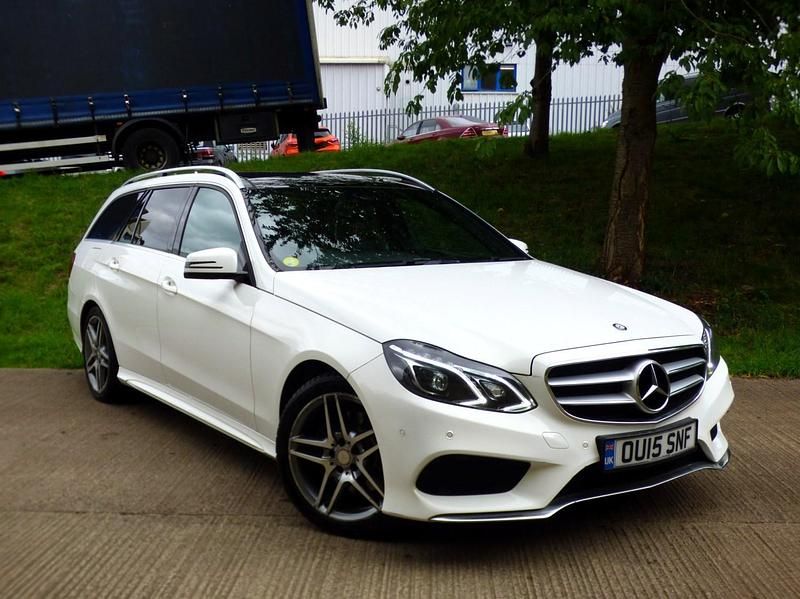 White Used 2015 Mercedes E300 AMG line Estate | £7,895 (Fair price) - Image 1/3