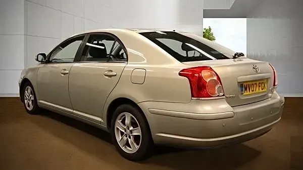 Used Toyota Avensis T3 2007 Silver Hatchback