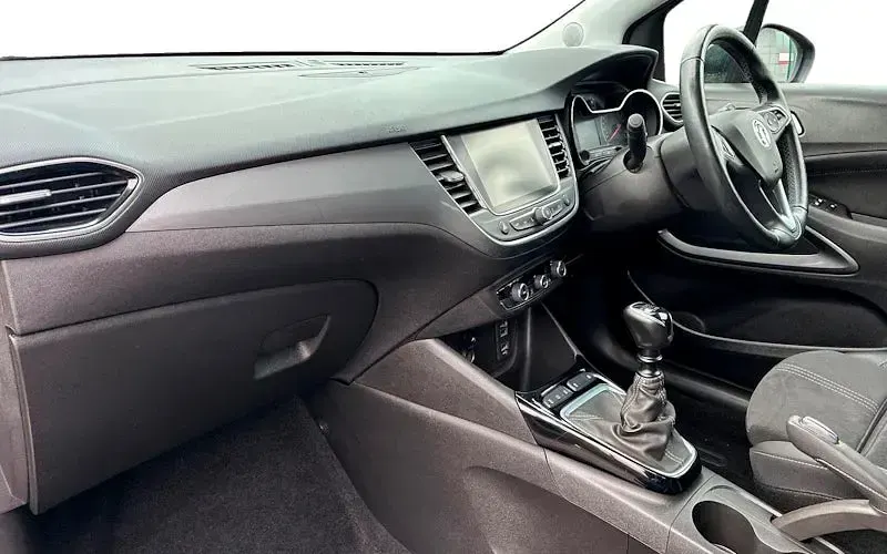Used Vauxhall Crossland Ultimate 110 HP (80 kW) 2024 SUV