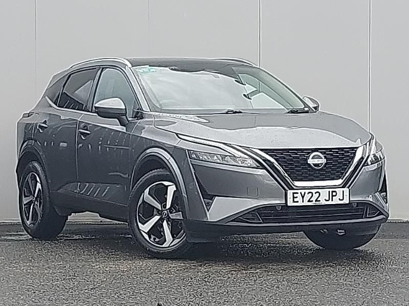 Grey Used 2022 Nissan Qashqai N-Connecta SUV | £19,998 (Fair price) - Image 1/4