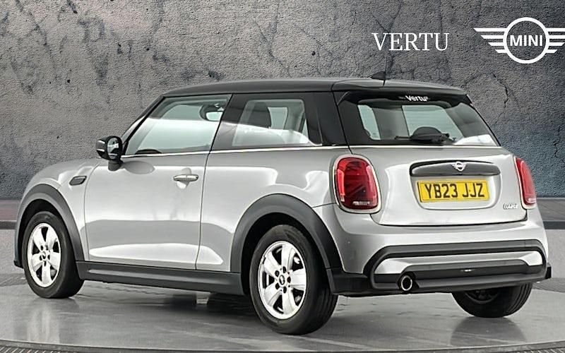 Used Mini Cooper Classic 136 HP (100 kW) 2022 Hatchback