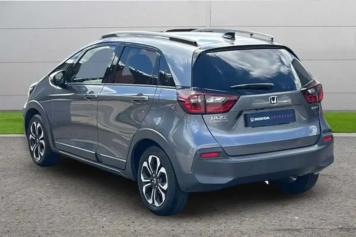 Used Honda Jazz Hybrid 109 HP (80 kW) 2020 Grey Hatchback
