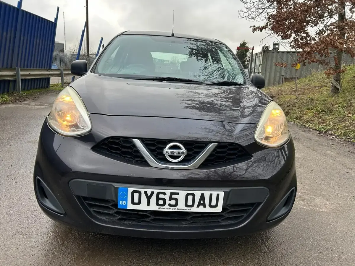 Używany Nissan Micra Visia 80 KM (58 kW) 2015 Czarny Hatchback