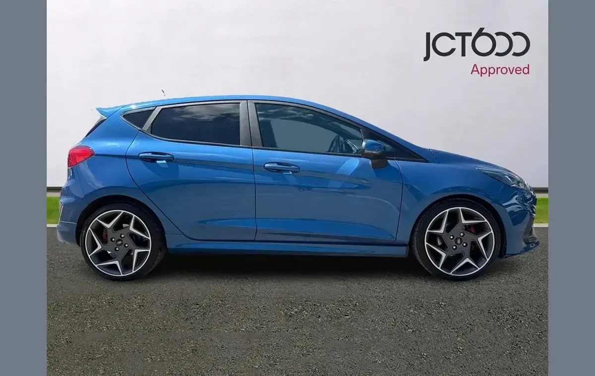 Used Ford Fiesta ST 200 HP (147 kW) 2019 Blue Hatchback