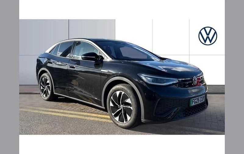 Black Used 2025 VW ID.5 Pro Performance SUV | £27,995 (Fair price) - Image 1/4