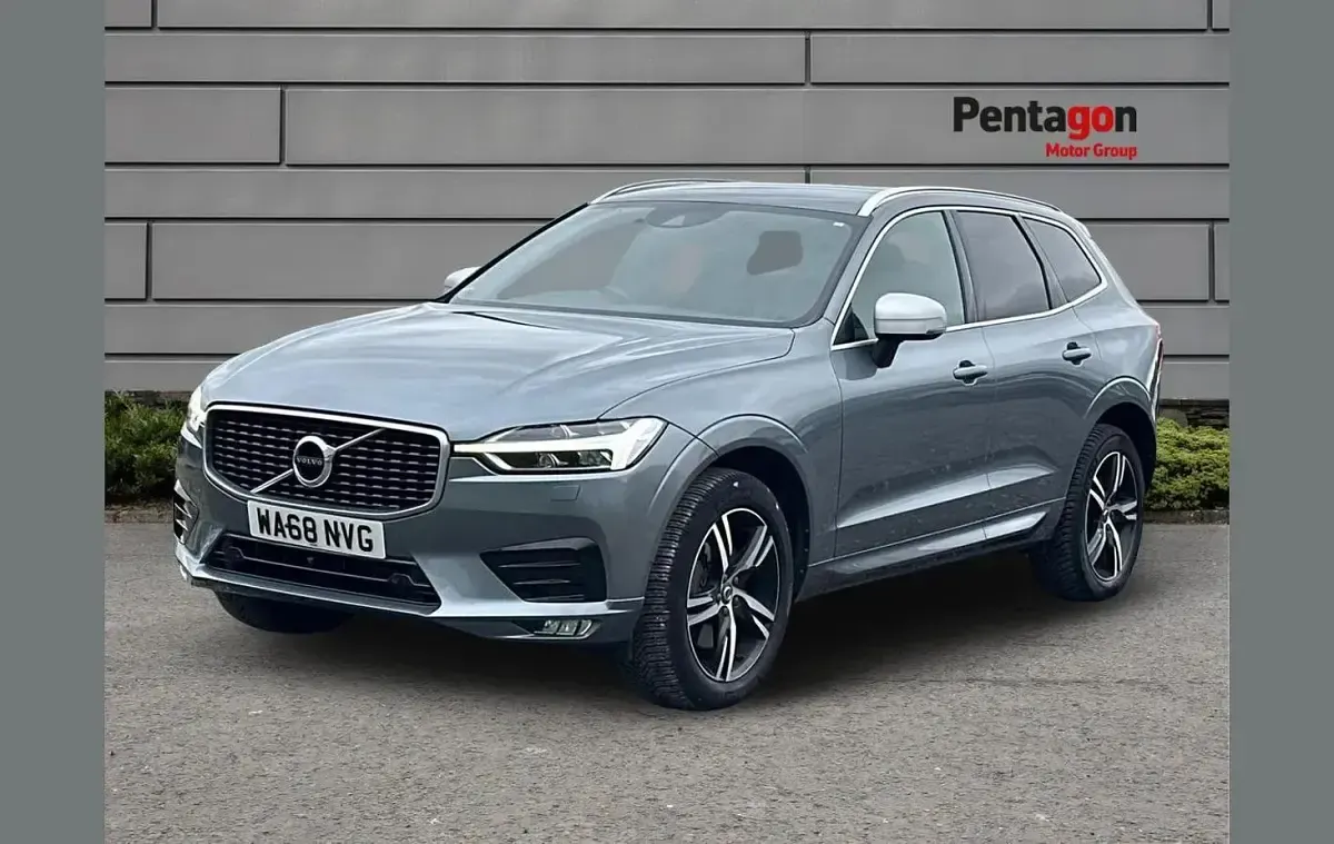 Used Volvo XC60 R-Design 187 HP (137 kW) 2018 Grey SUV