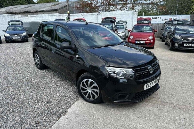Black Used 2018 Dacia Sandero Ambiance Hatchback | £4,499 (Good price) - Image 1/1