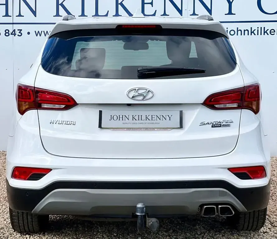 Used Hyundai Santa Fe Premium 200 HP (147 kW) 2016 White SUV