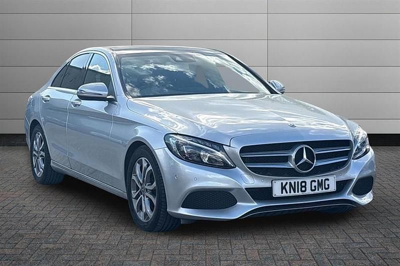 Begagnad Mercedes C220 Premium Plus 170 HK (125 kW) 2018 Silver Sedan