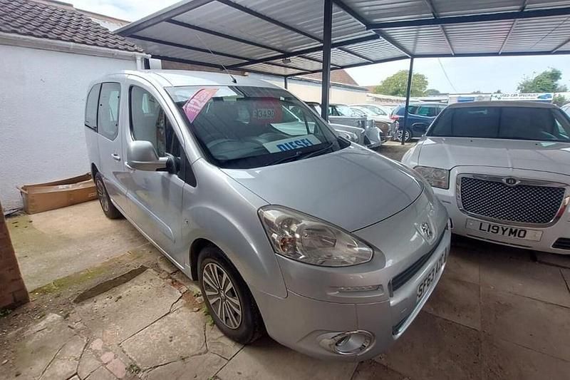 Used Peugeot Partner Tepee S 92 HP (67 kW) 2013 Silver MPV