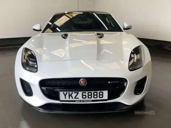 Used Jaguar F-Type R-Dynamic 300 HP (220 kW) 2020 White Coupe