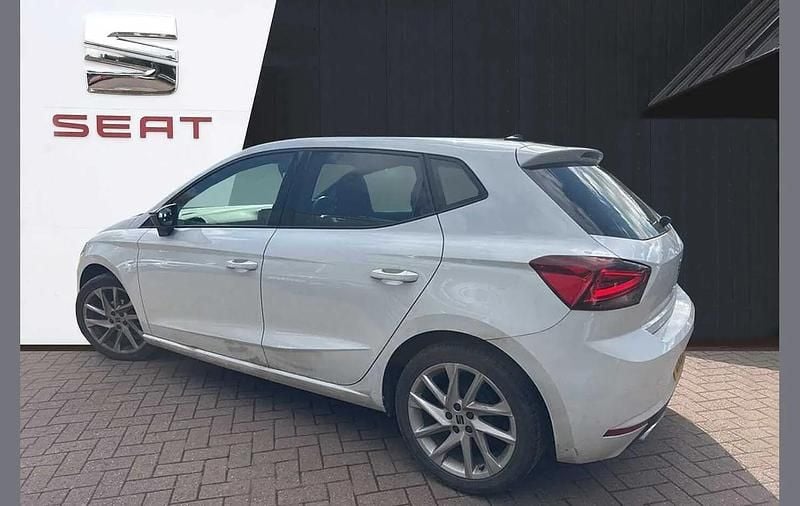 Used Seat Ibiza FR 94 HP (69 kW) 2023 White Hatchback