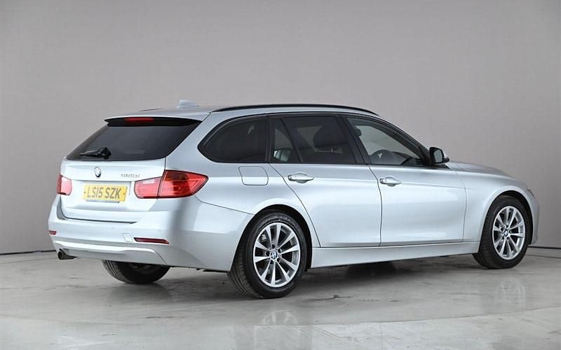 Used BMW 320 184 HP (135 kW) 2014 Silver Estate