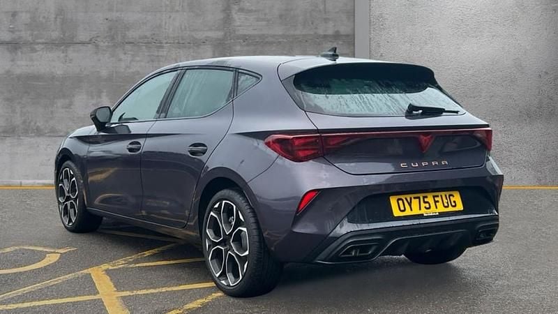 New Cupra Leon 150 HP (110 kW) 2026 Special metallic  dark void Hatchback
