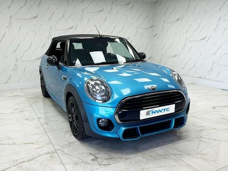 Usado Mini Cooper Cabriolet 136 CV (100 kW) 2018 Azul Descapotable