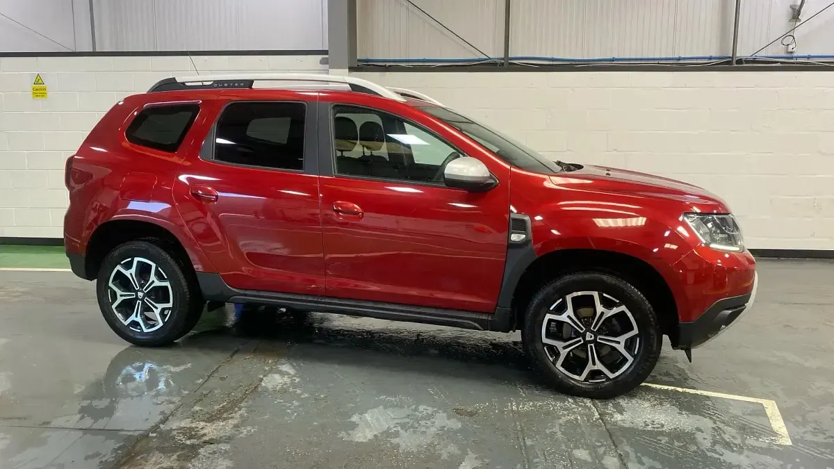 Used Dacia Duster Prestige 115 HP (84 kW) 2020 Red SUV