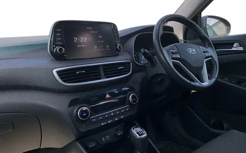 Used Hyundai Tucson SE 132 HP (97 kW) 2020 Blue SUV