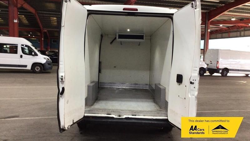 Used Citroën Relay 130 HP (95 kW) 2019 White Van