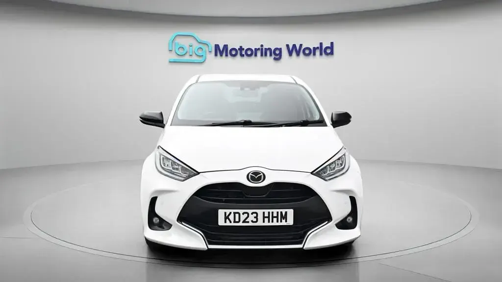 Used Mazda 2 116 HP (85 kW) 2023 White Hatchback