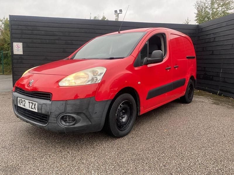 Red Used 2012 Peugeot Partner S MPV | £2,495 (Good price) - Image 1/4