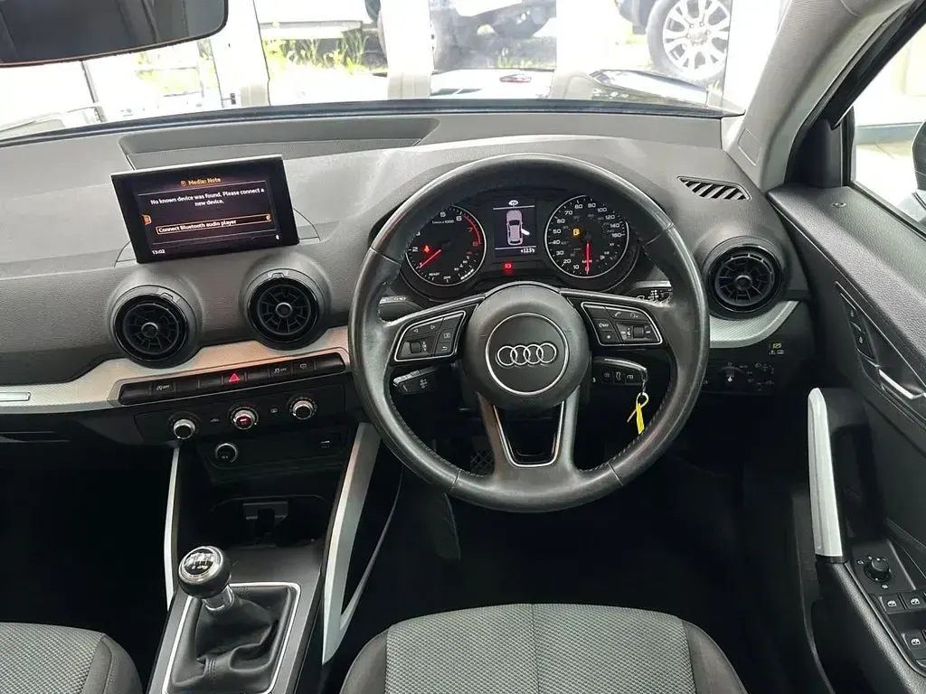 Used Audi Q2 Design 116 HP (85 kW) 2018 Black SUV