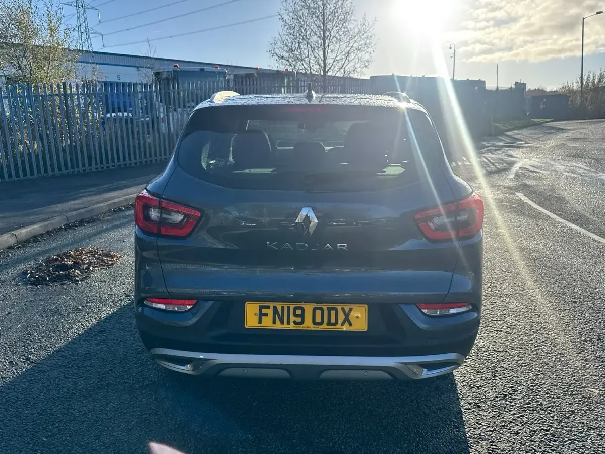 Used Renault Kadjar Version S 140 HP (102 kW) 2019 Grey SUV