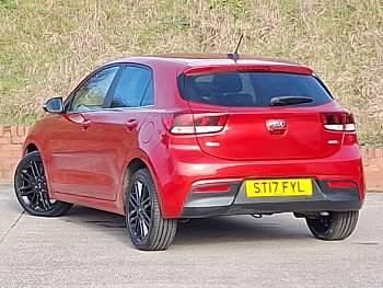 Used Kia Rio First Edition 2017 Red Hatchback