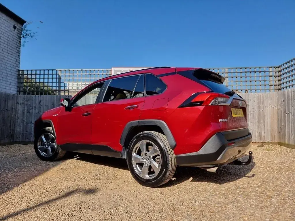 Usado Toyota RAV4 222 HP (163 kW) 2020 Vermelho SUV