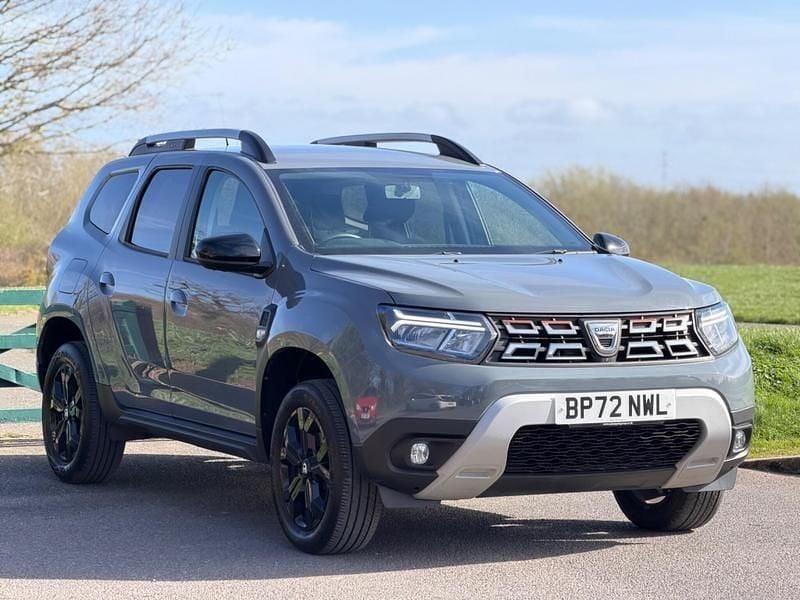 Used Dacia Duster Extreme 90 HP (66 kW) 2023 Grey SUV
