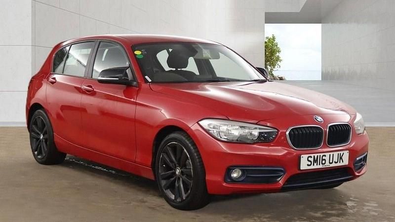 Used BMW 116 Sport Line 116 HP (85 kW) 2016 Red Hatchback