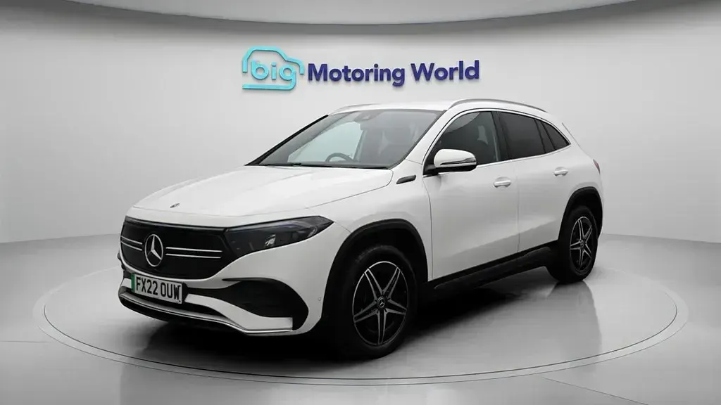 Usado Mercedes EQA300 AMG line 167 kW (228 CV) 2022 SUV