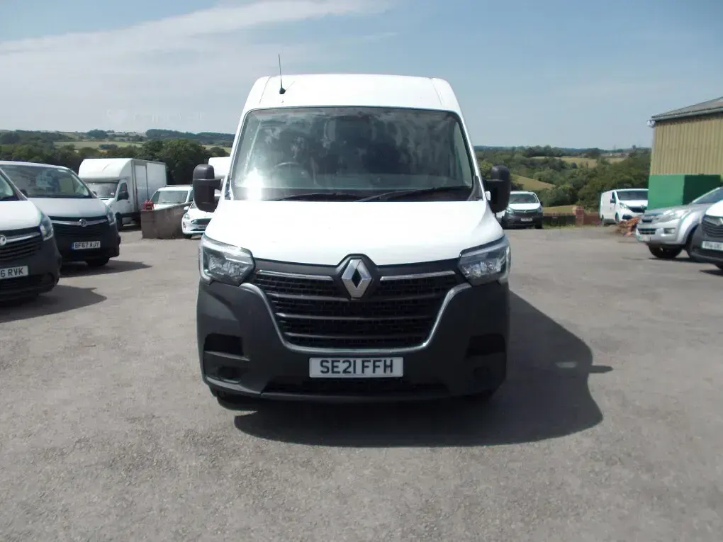 Used Renault Master Business 2021 White MPV