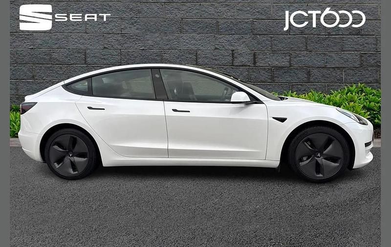 Used Tesla Model 3 Standard Range 208 kW (283 HP) 2021 White Sedan