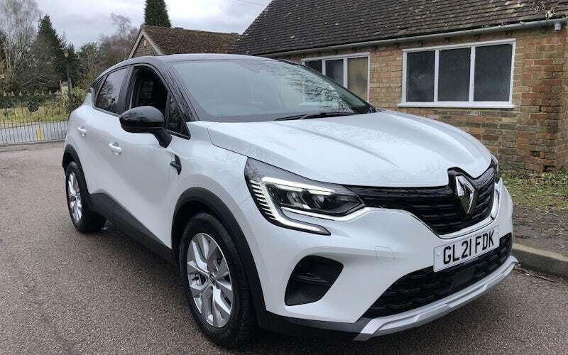 Used 2021 Renault Captur Iconic SUV | £13,499 (Fair price) - Image 1/4