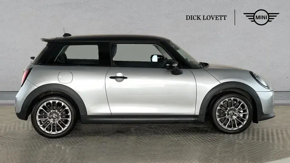 Used Mini Cooper S Hatch 201 HP (147 kW) 2024 Silver Hatchback