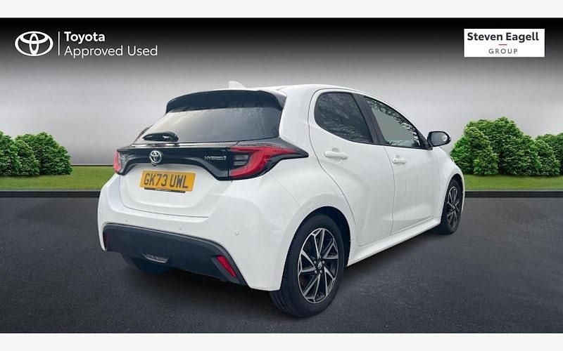 Used Toyota Yaris Hybrid Design 116 HP (85 kW) 2025 Hatchback