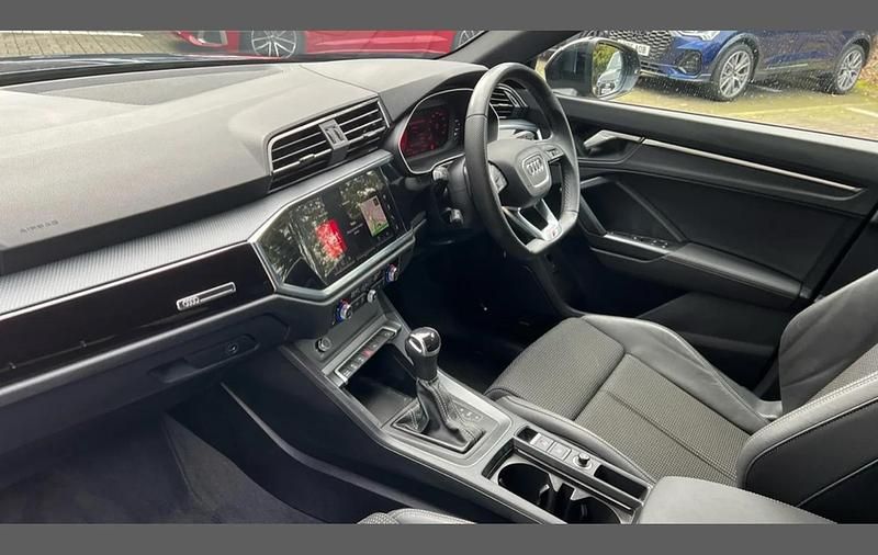 Used Audi Q3 Black Edition 150 HP (110 kW) 2023 Blue SUV