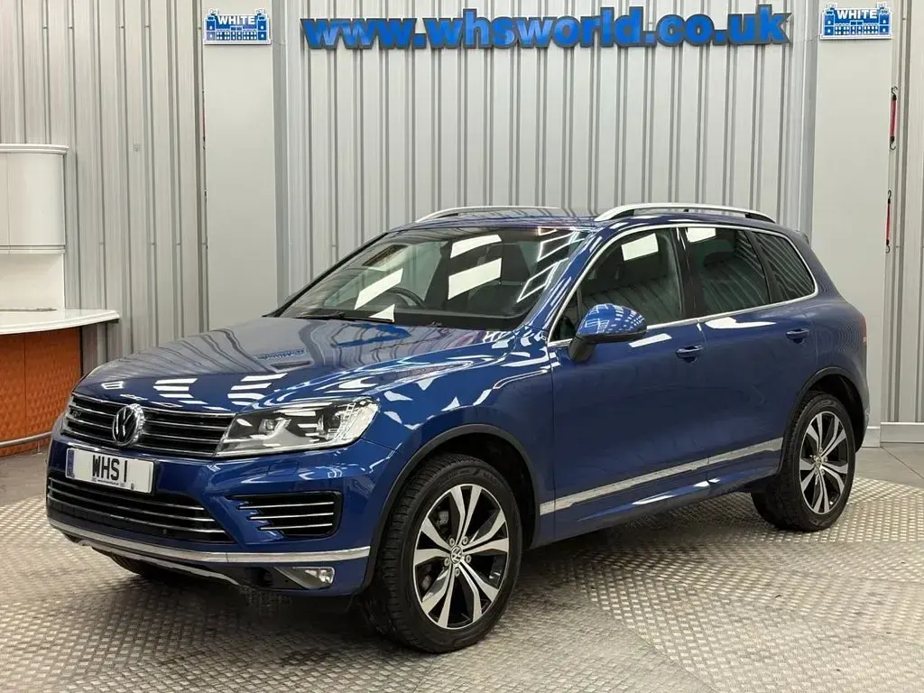 Used VW Touareg R-line 262 HP (192 kW) 2016 Blue SUV