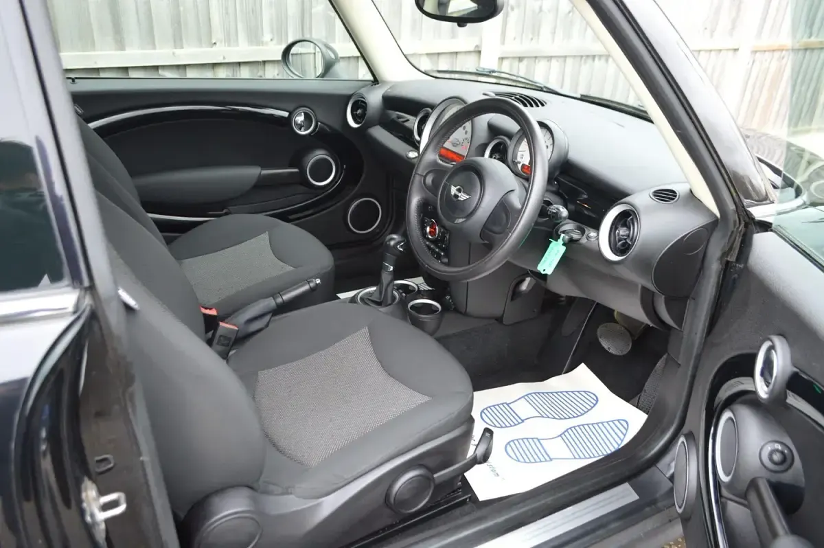 Used Mini ONE Hatch 2013 Black Hatchback